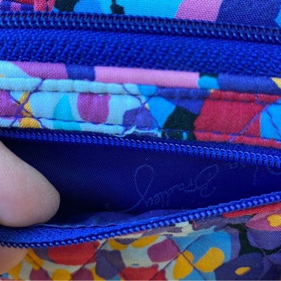 Vera Bradley Wristlet - Picture 5 of 12